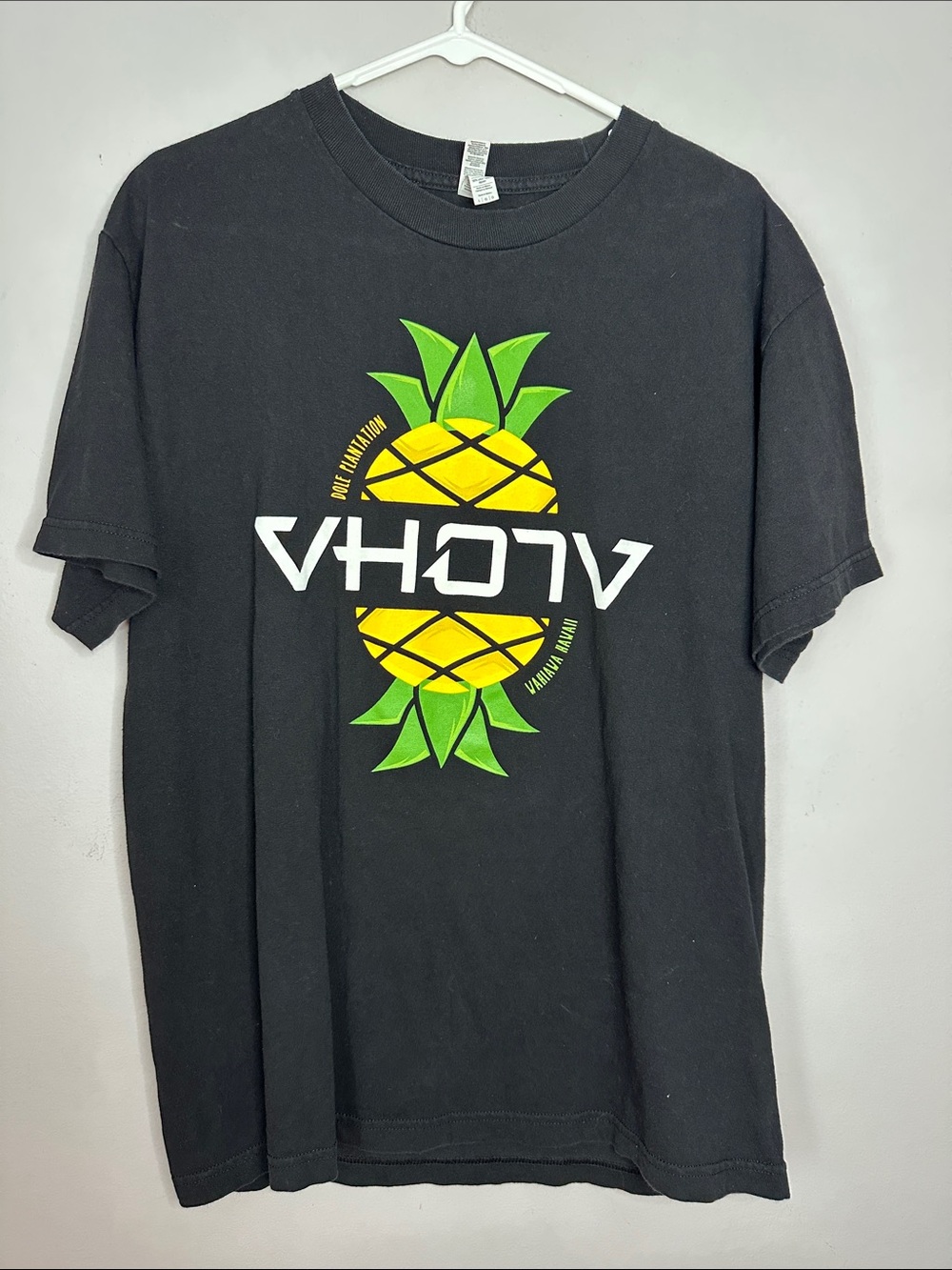 Aloha Black Pineapple Graphic Men's T-Shirt size L